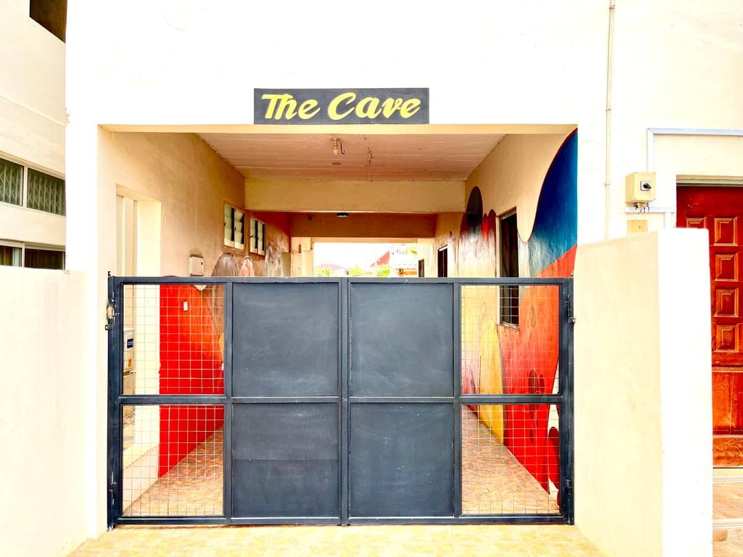 The Cave Gallery 4